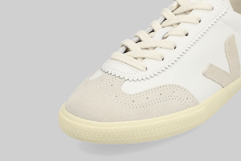 Women's Veja Volley 'White' - VO2003852A